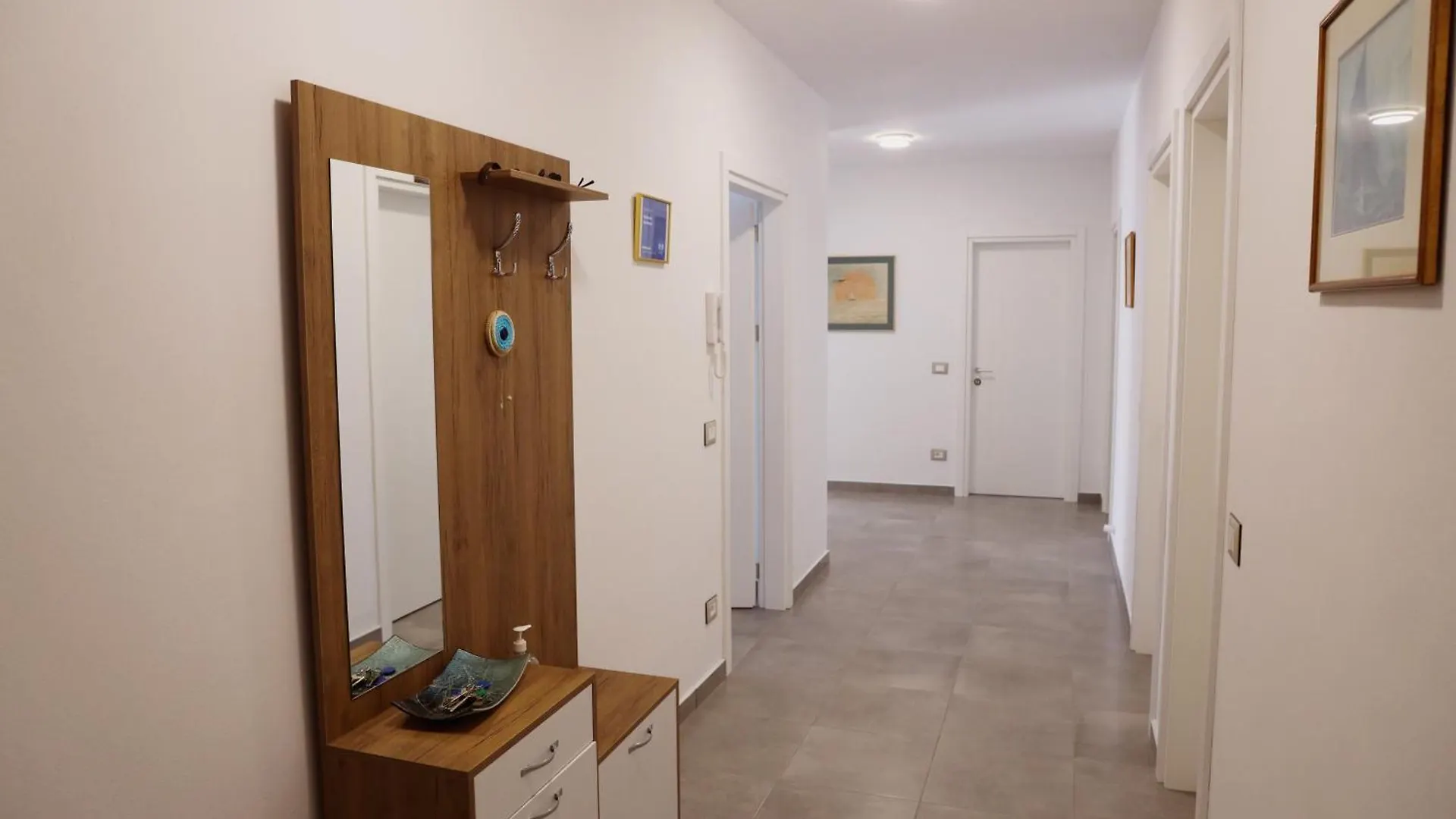 Rajmonda Apartment Lezhë 0*,  Albânia
